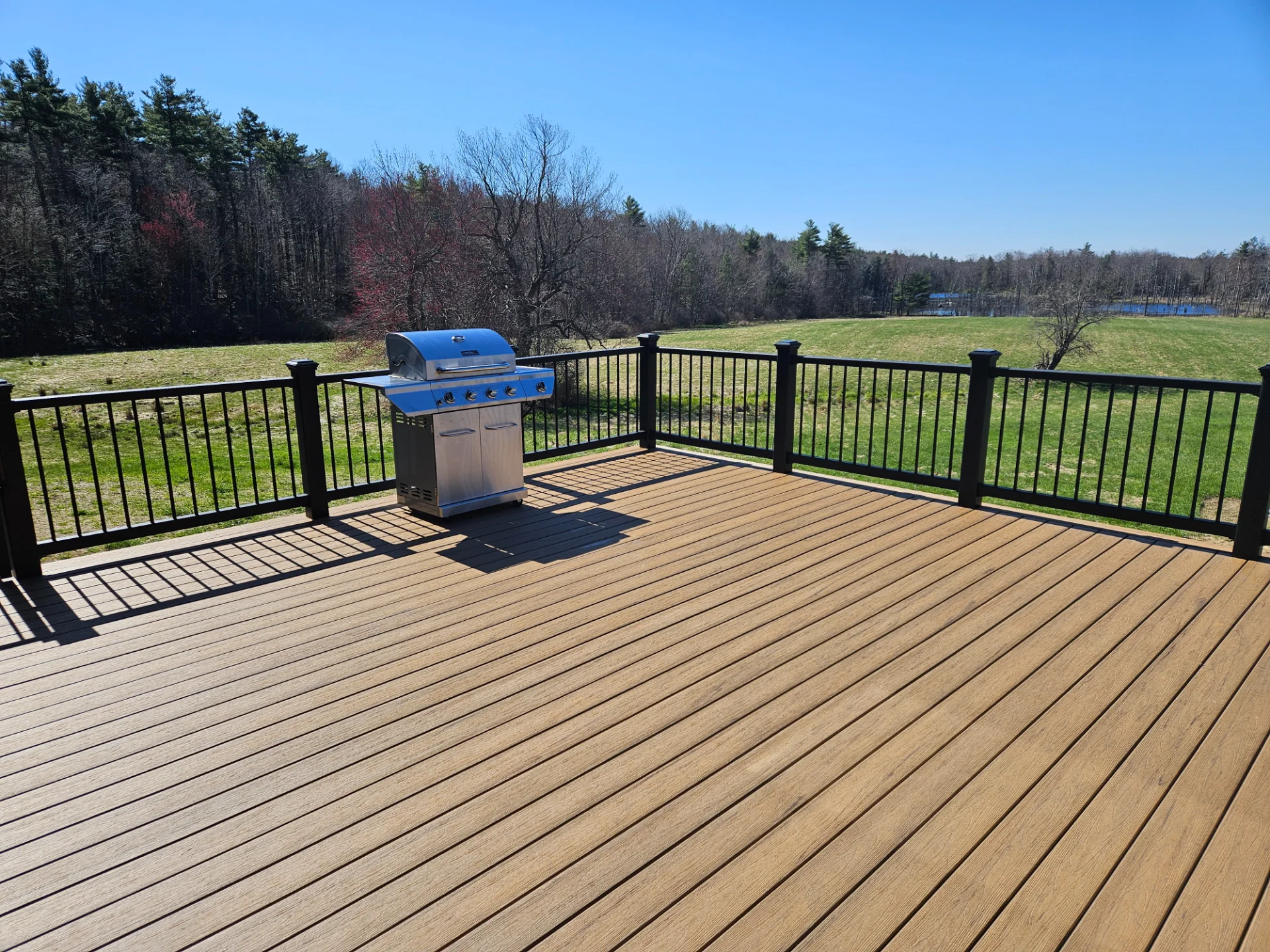Reliable Deck Repairs and Upgrades
